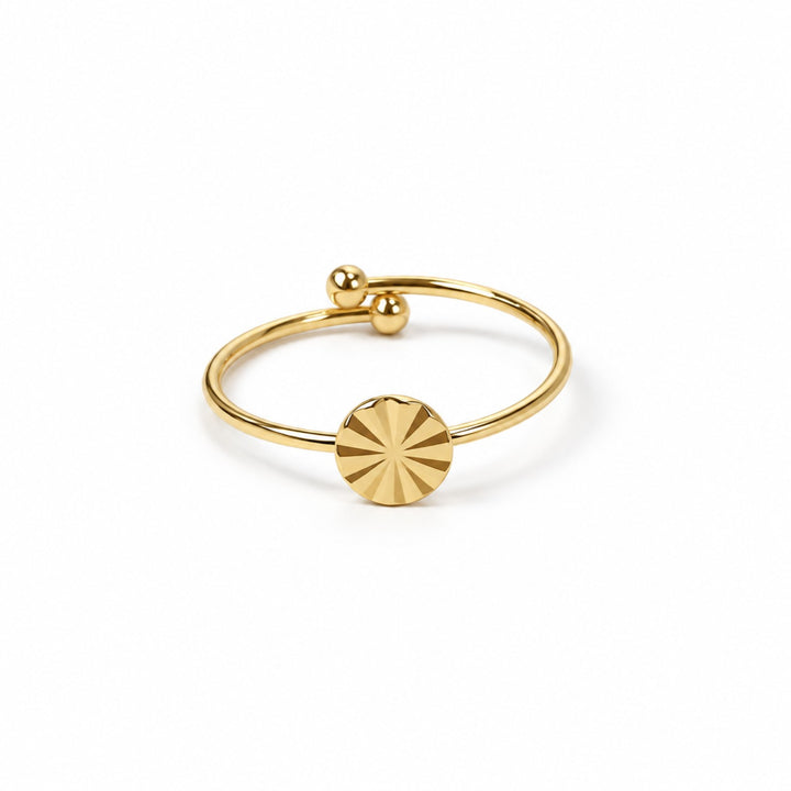 Modelo 4 — anillo dorado ajustable