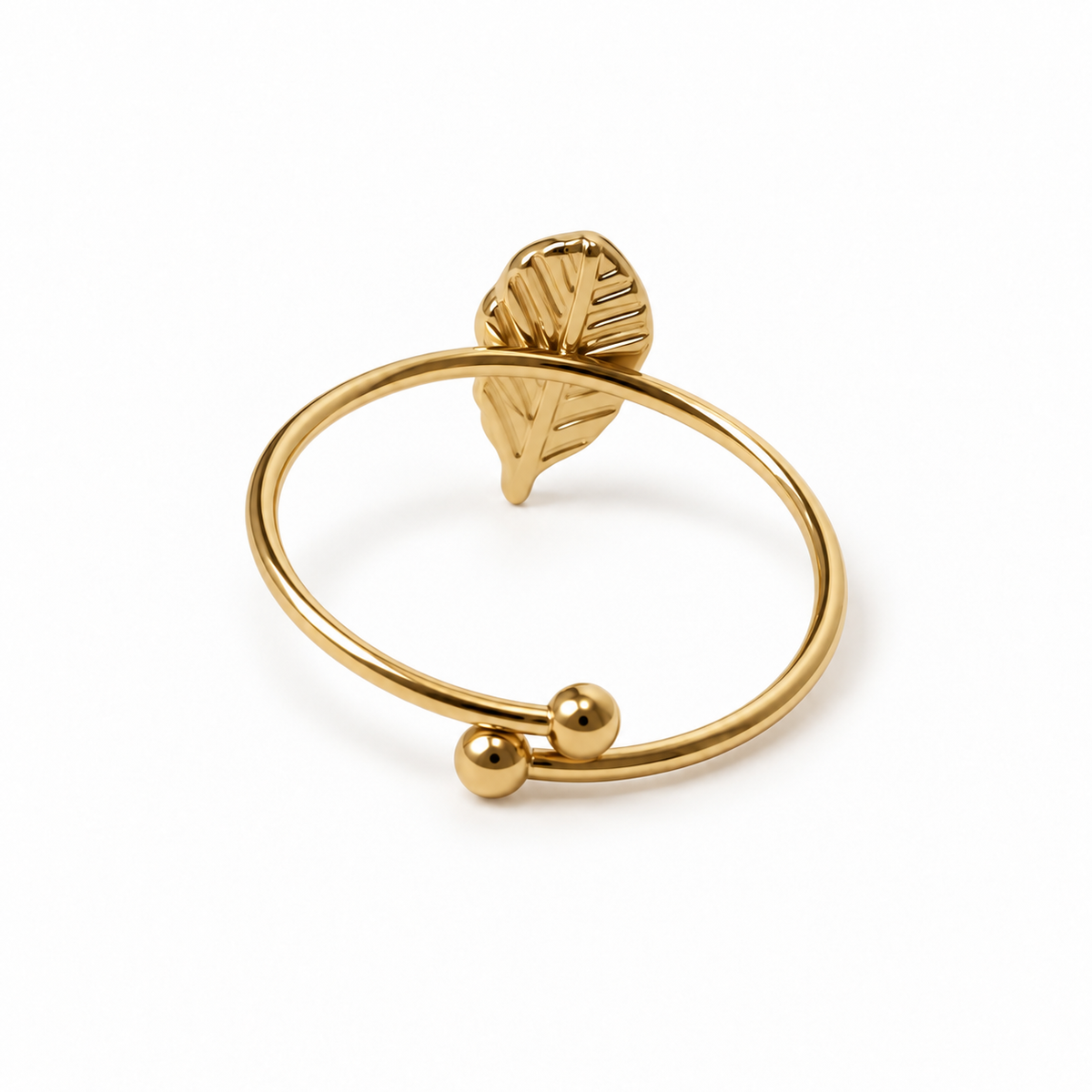 Anillo dorado modelo 6 vista trasera